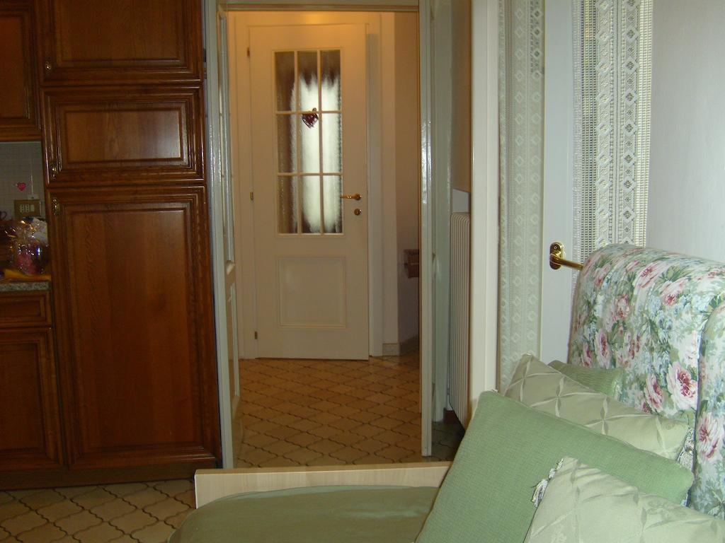 Bellagio Center Apartment N°12 Oda fotoğraf